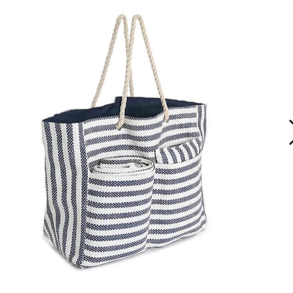 DSW Beach Day Tote With Pillow and Mat - Picture 6 of 8